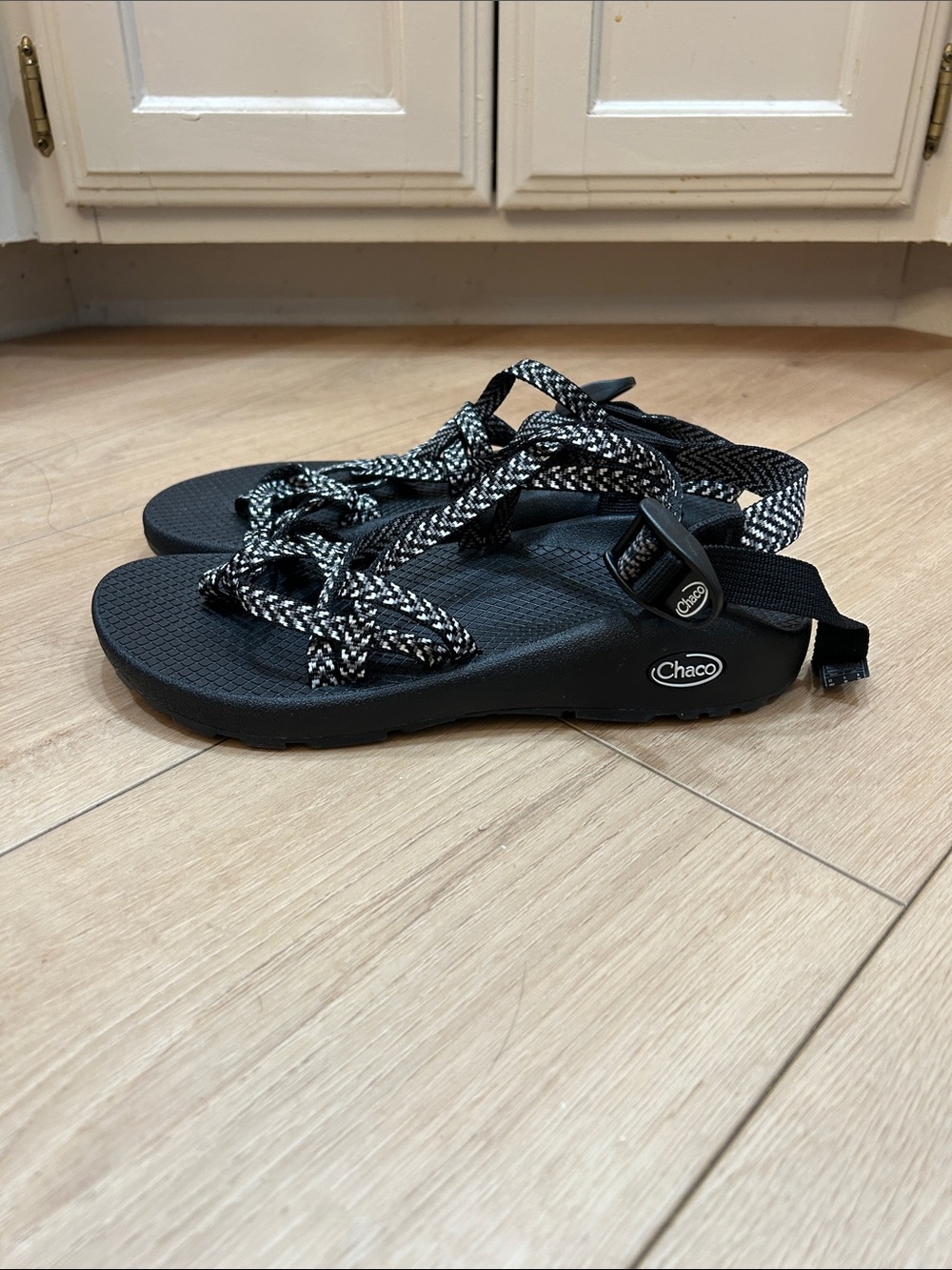 Chacos Women’s Sandals Size 8